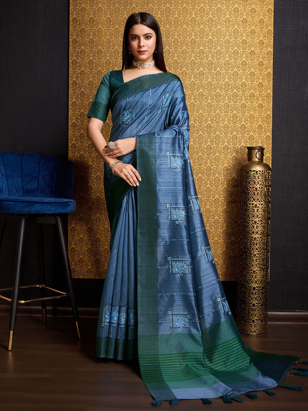 

Ishin Embellished Sequinned Tussar Saree, Blue