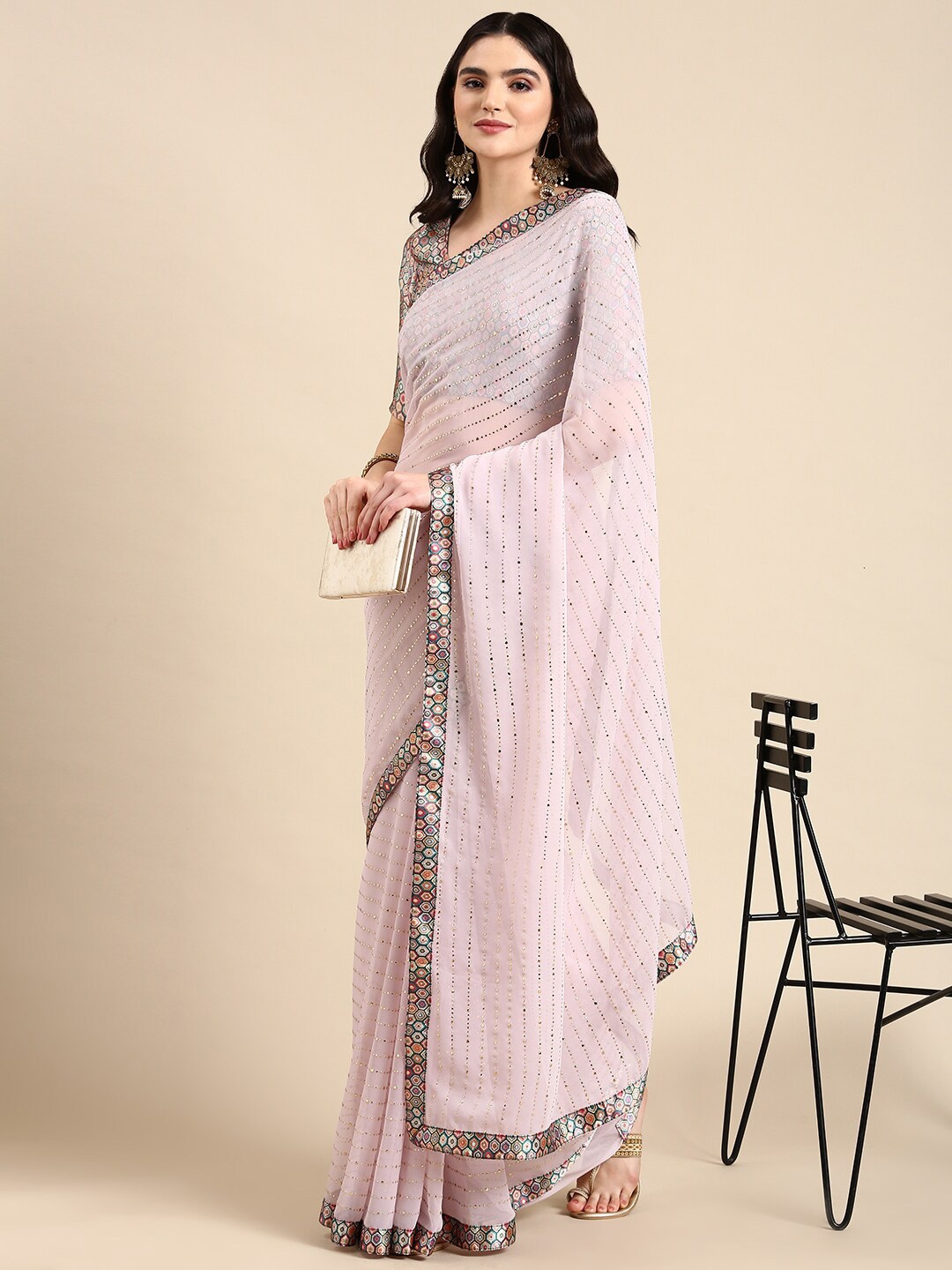 

Ishin Embellished Beads and Stones Saree, Pink