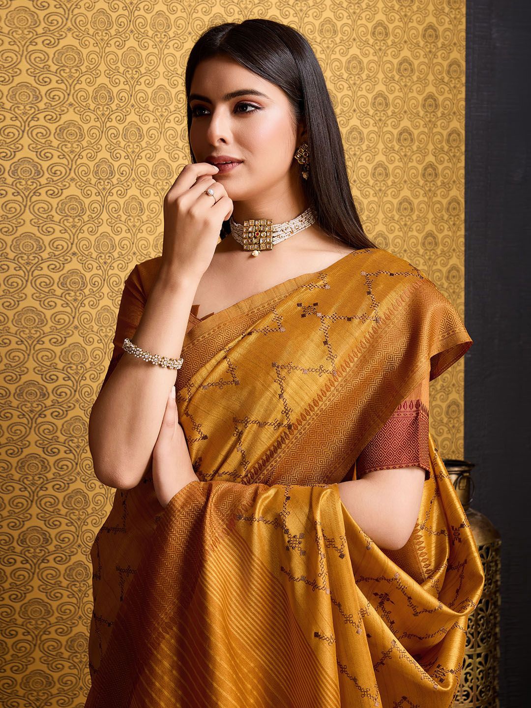 

Ishin Embellished Embroidered Tussar Saree, Gold