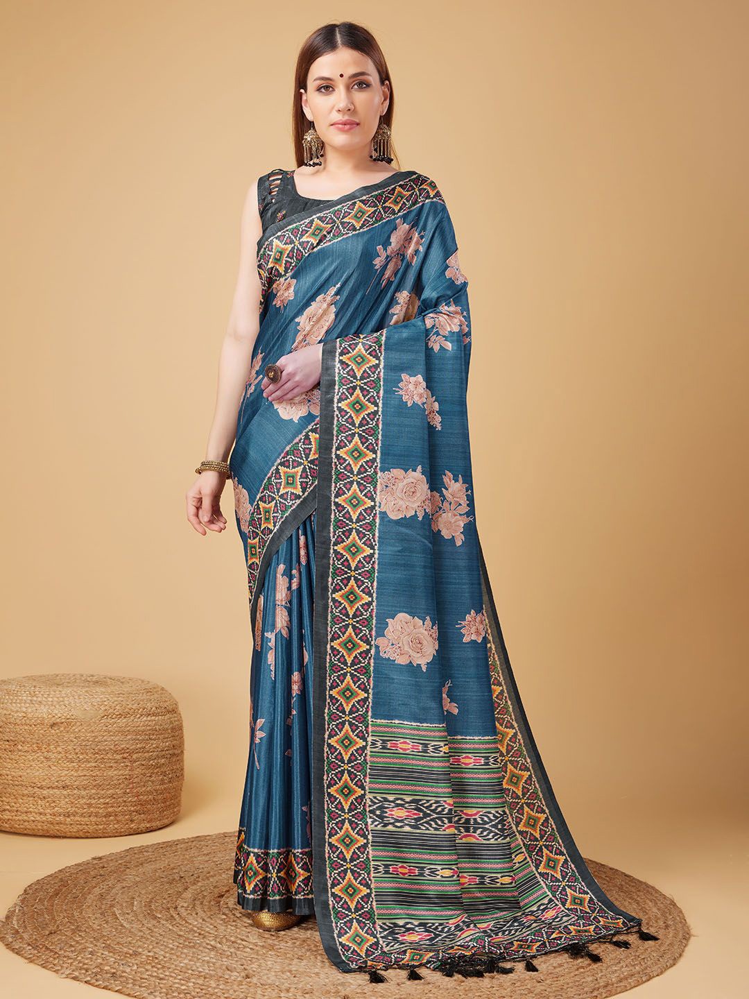 

Ishin Floral Sambalpuri Saree, Blue