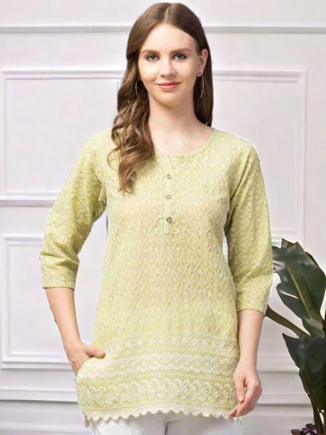 

Vastrasky Global Floral Embroidered Organic Cotton Straight Kurti, Grey
