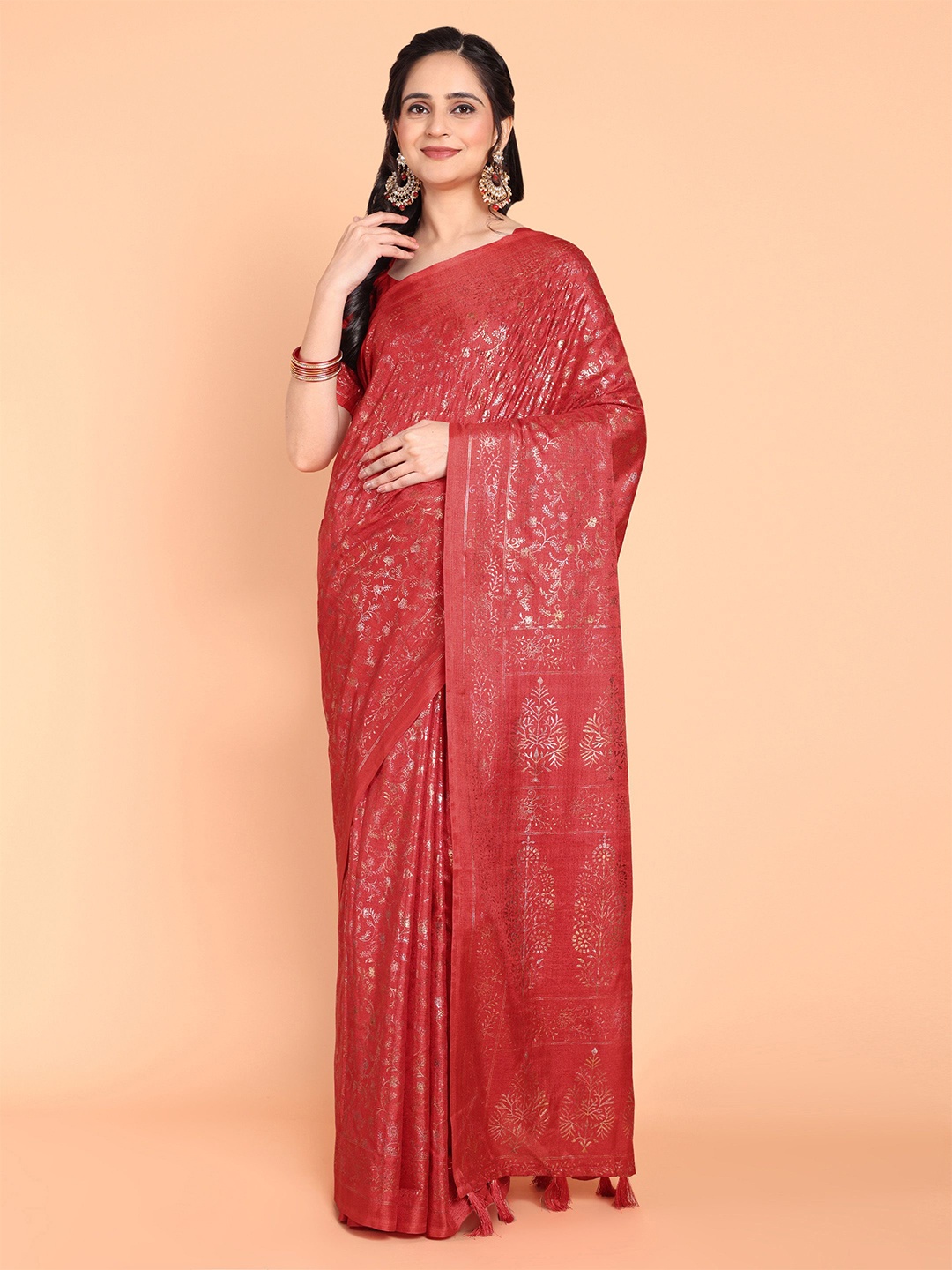 

MAGMINA Floral Saree, Red