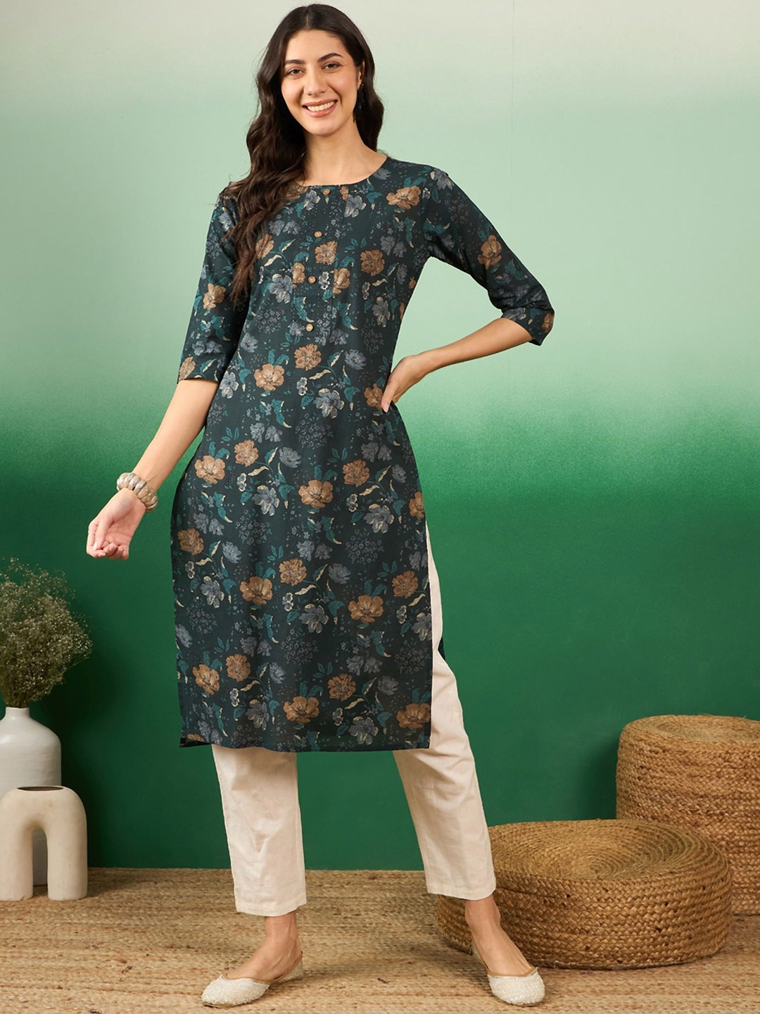 

KALINI Floral Printed Straight Kurta, Green