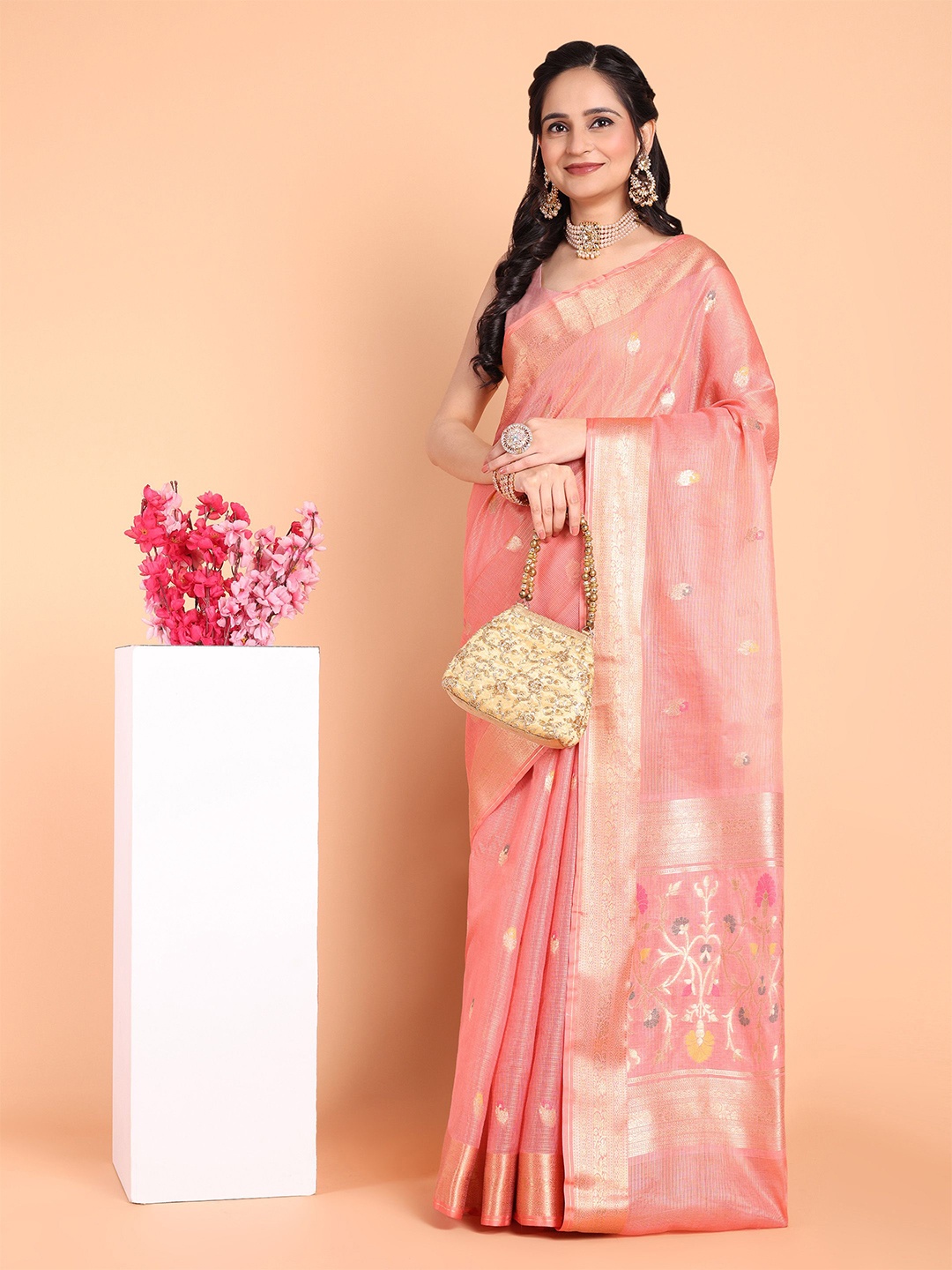 

MAGMINA Woven Design Zari Banarasi Saree, Pink