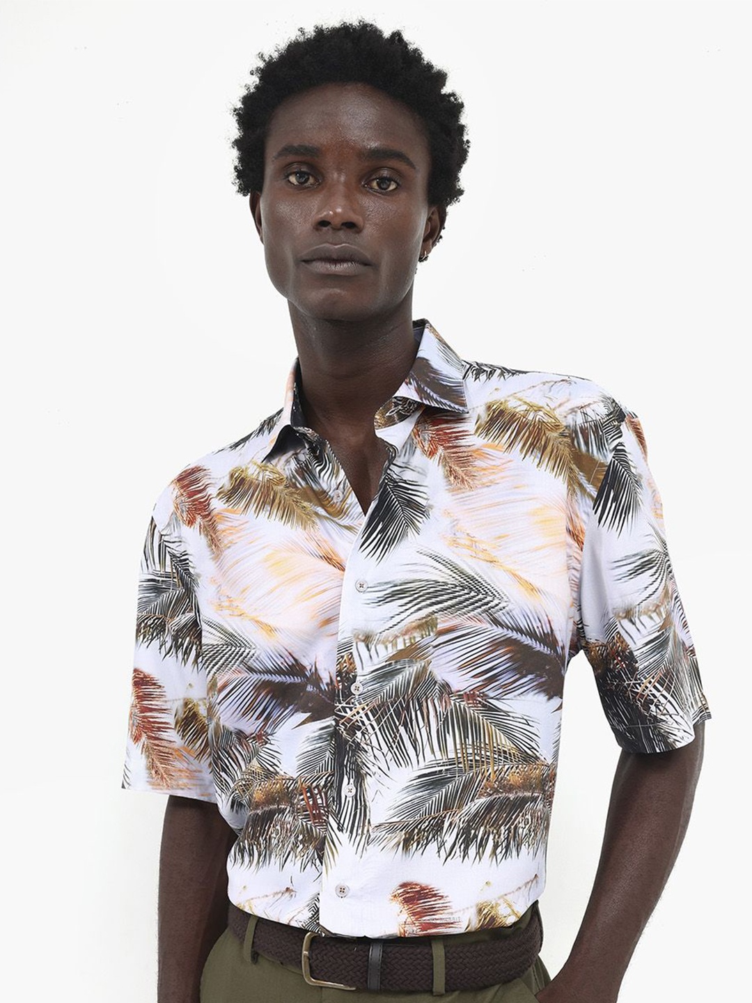 

RARE RABBIT Men Saiph Boxy Tropical Printed Shirt, Purple