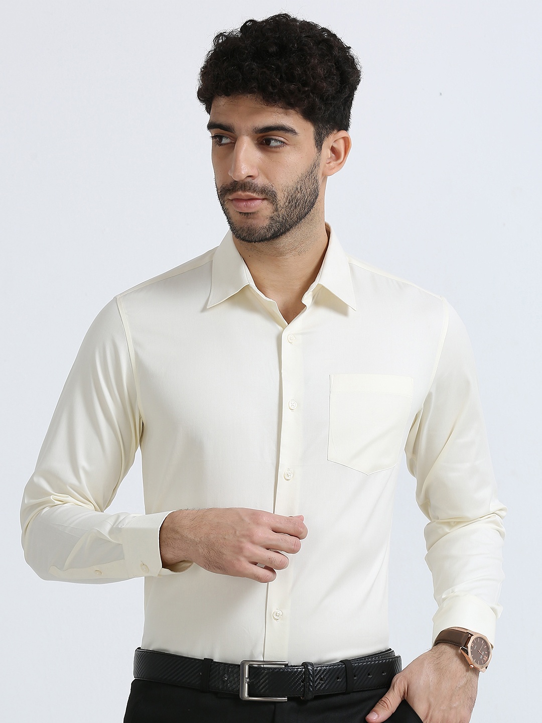 

THE FORMAL CLUB Spread Collar Long Sleeves Relaxed Regular Fit Bamboo Cotton Formal Shirt, Cream