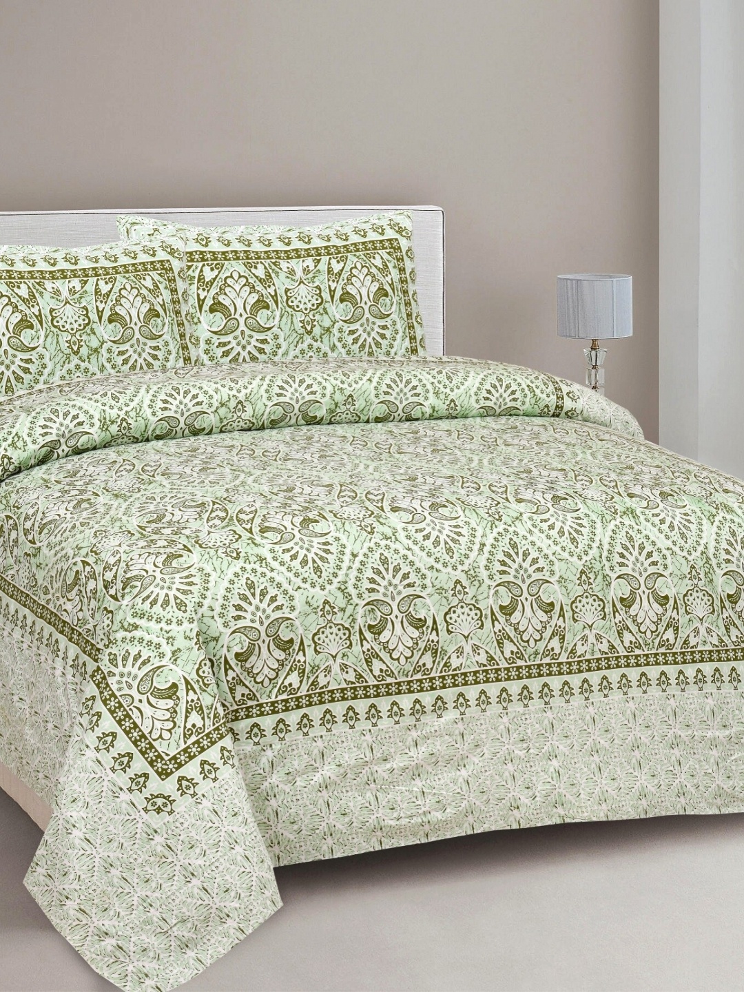 

Aura Green & White Ethnic Motifs 144 TC King Bedsheet With 2 Pillow Covers