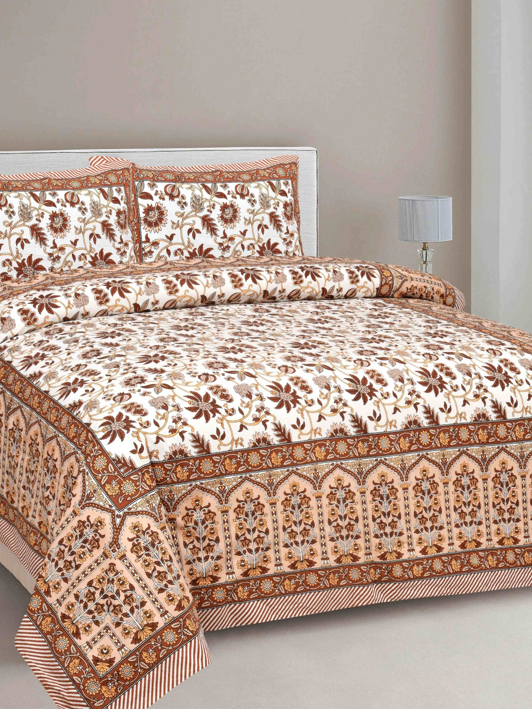 

Aura Yellow & White Ethnic Motifs 144 TC King Bedsheet With 2 Pillow Covers