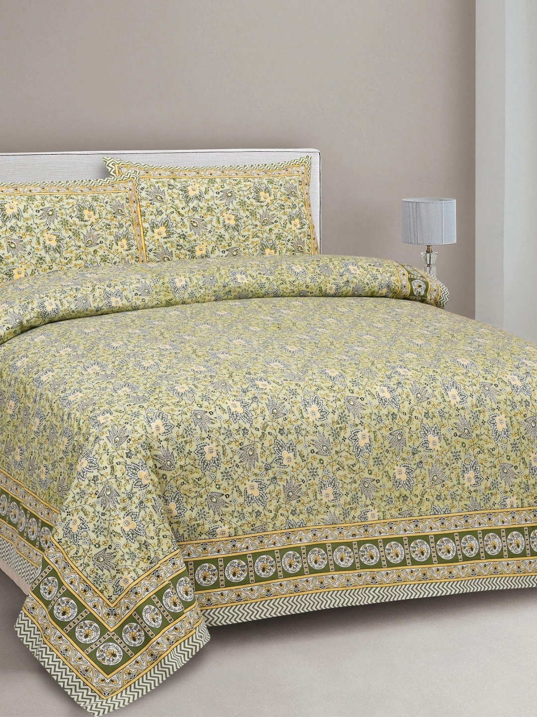 

Aura Green & Yellow Ethnic Motifs 144 TC King Bedsheet with 2 Pillow Covers