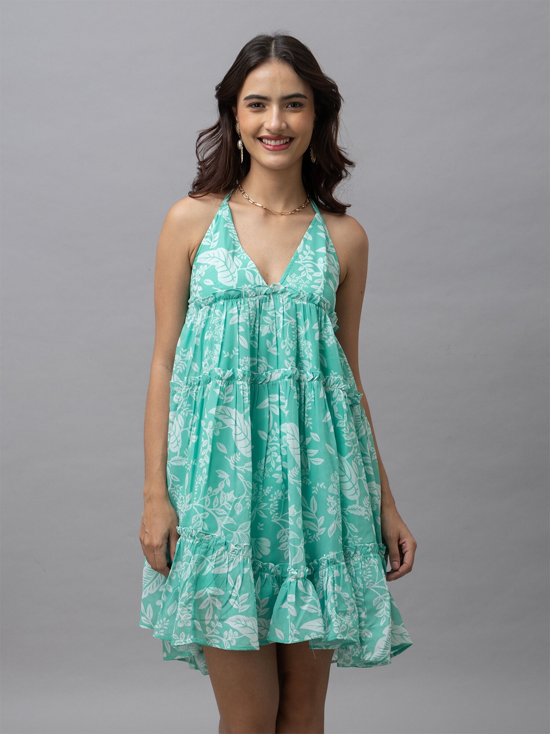

HAUTEQUE Women Floral Printed Tiered Detailed Halter Neck A-Line Dress, Green