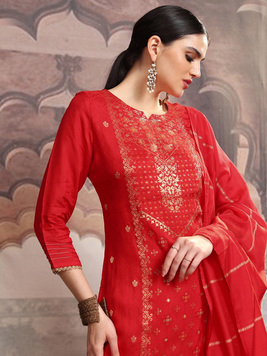 

Vishudh Red Round Neck Regular Straight Kurta with Trousers & With Dupatta