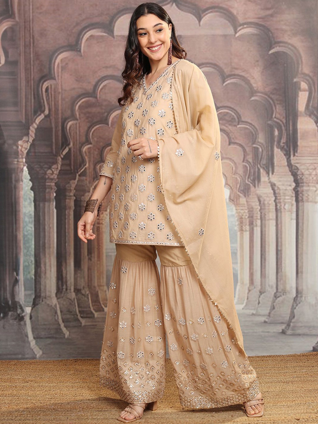 

Vishudh Beige V Neck Floral Embroidered Regular Pure Cotton Straight Kurta Set