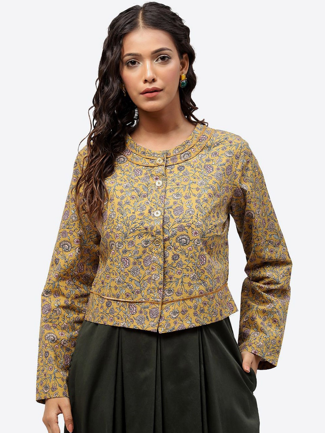 

Baawri Geometric Pure Cotton Crop Tailored Jacket, Yellow
