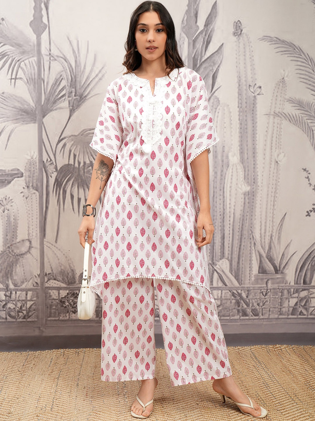 

Vishudh White Printed Pure Cotton Tunic With Trousers