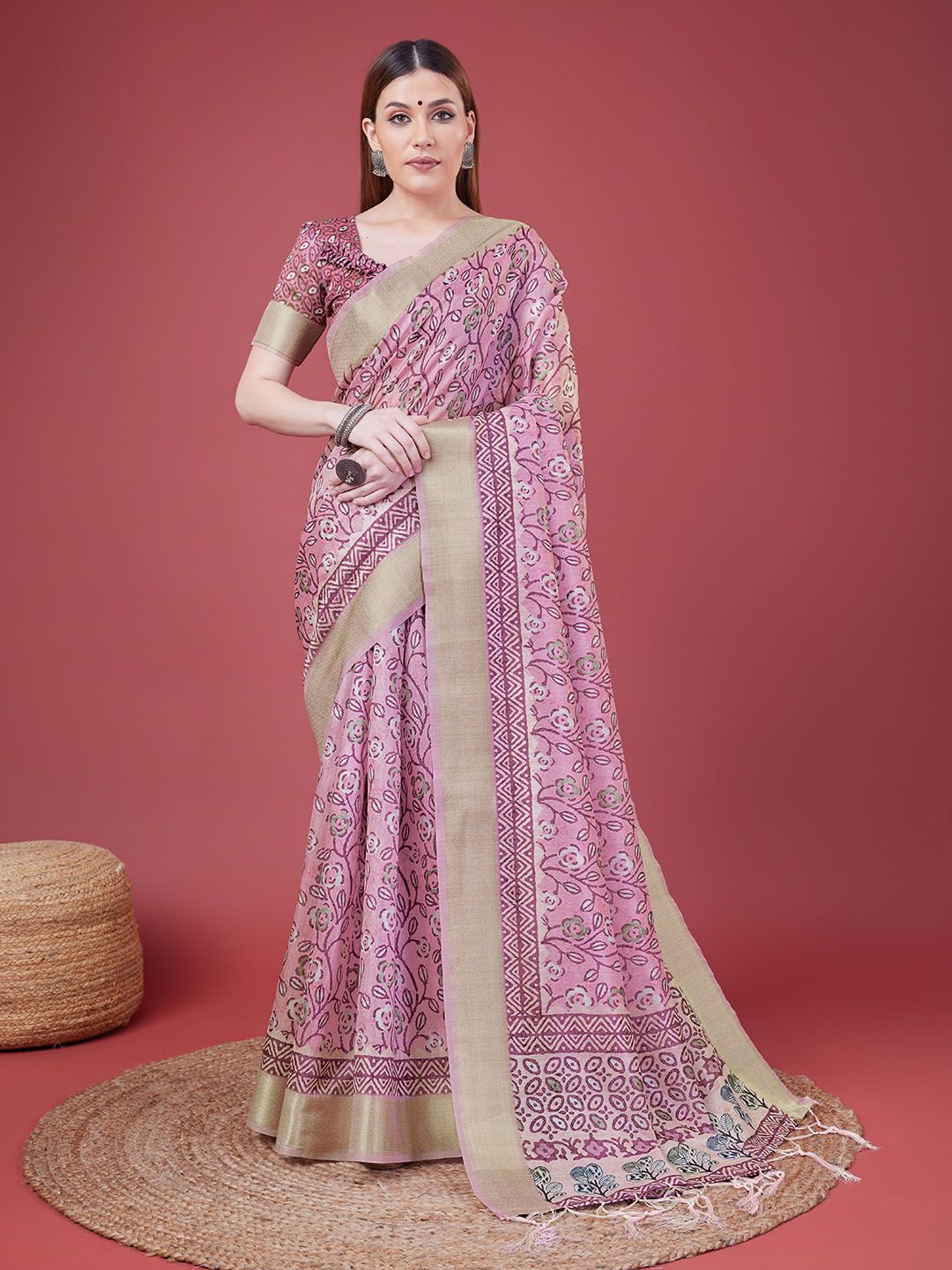 

Ishin Floral Zari Ikat Saree, Pink