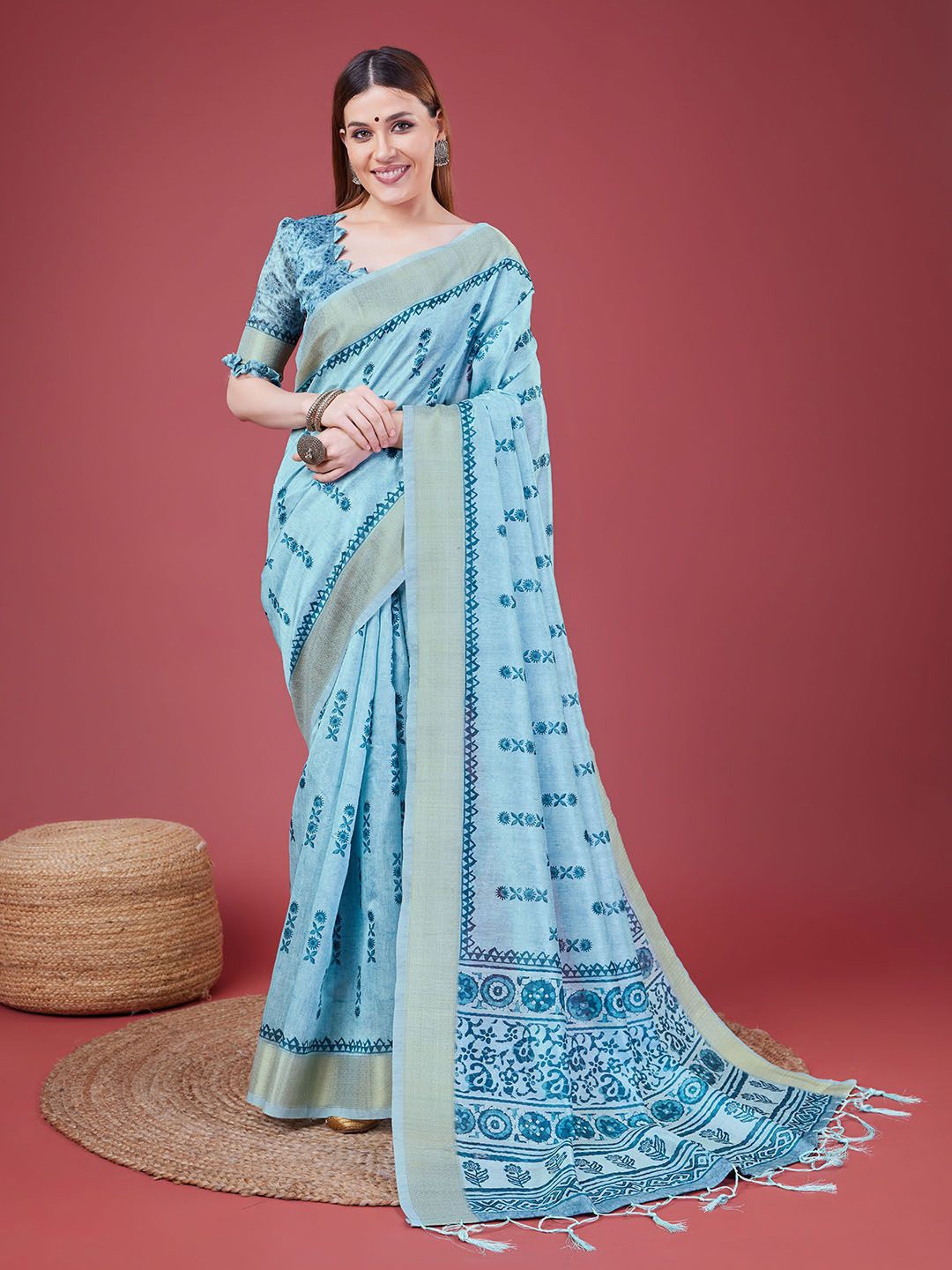 

Ishin Ethnic Motifs Zari Ikat Saree, Blue