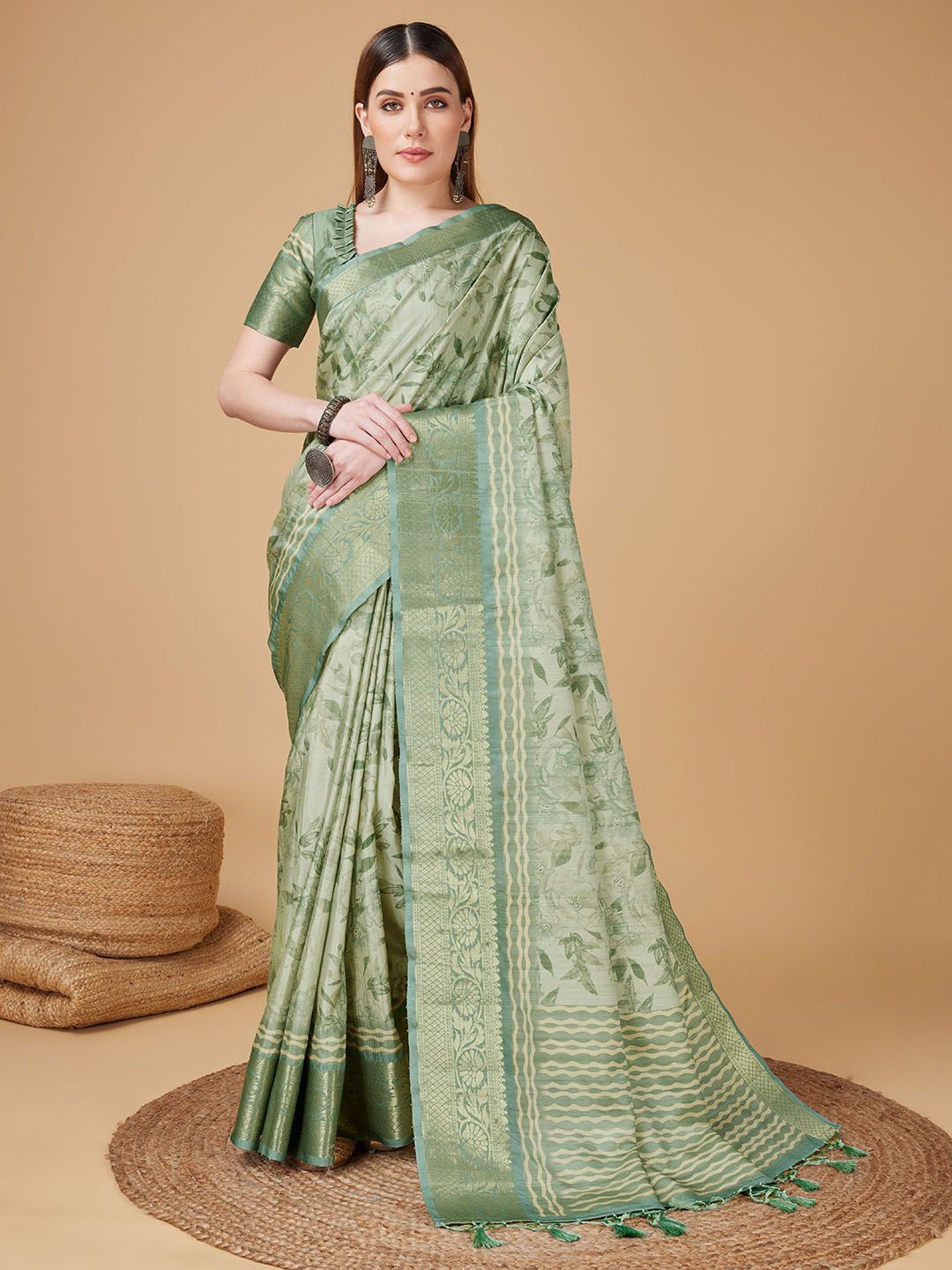 

Ishin Floral Zari Kota Saree, Green