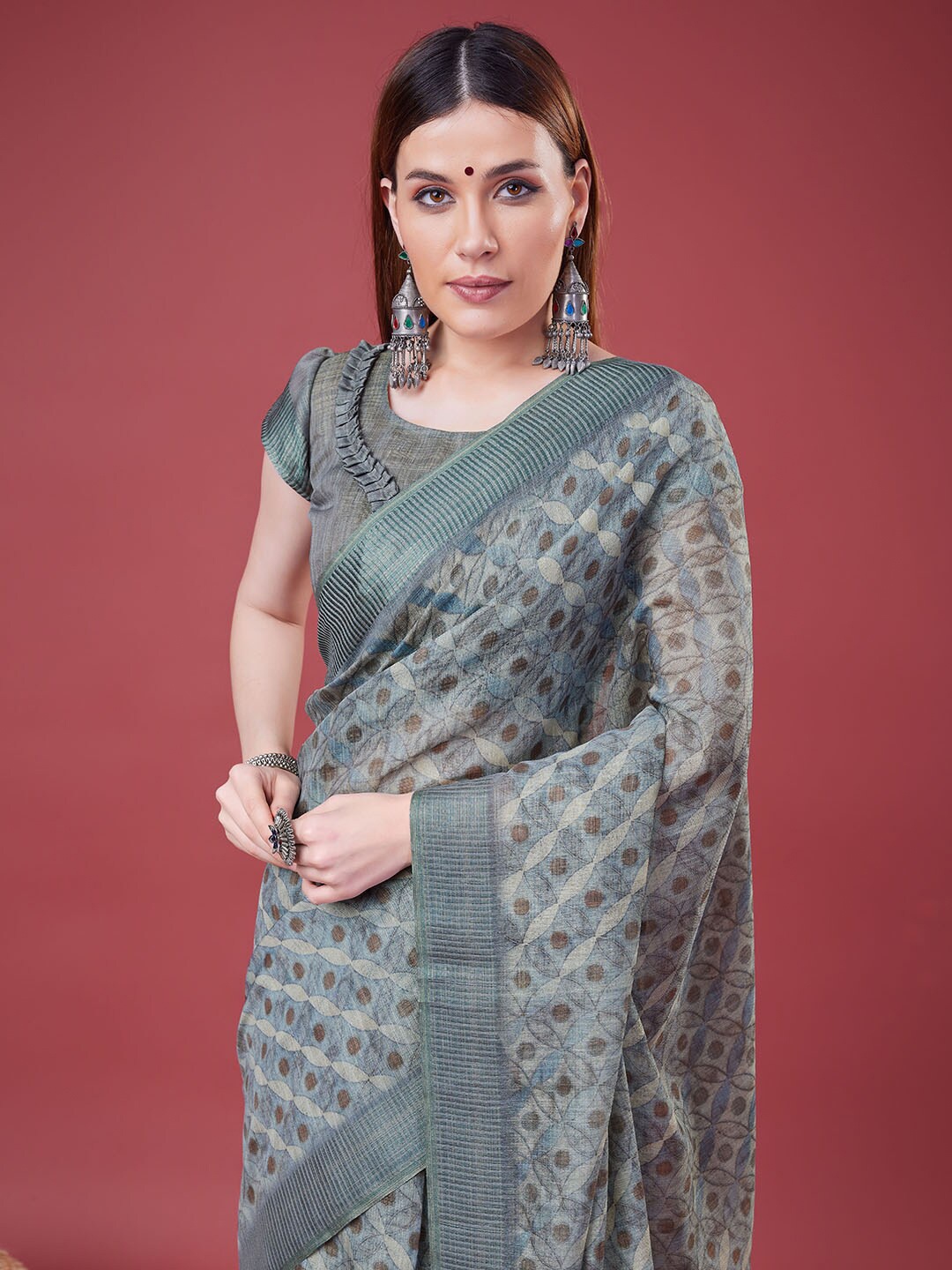 

Ishin Banarasi Saree, Grey