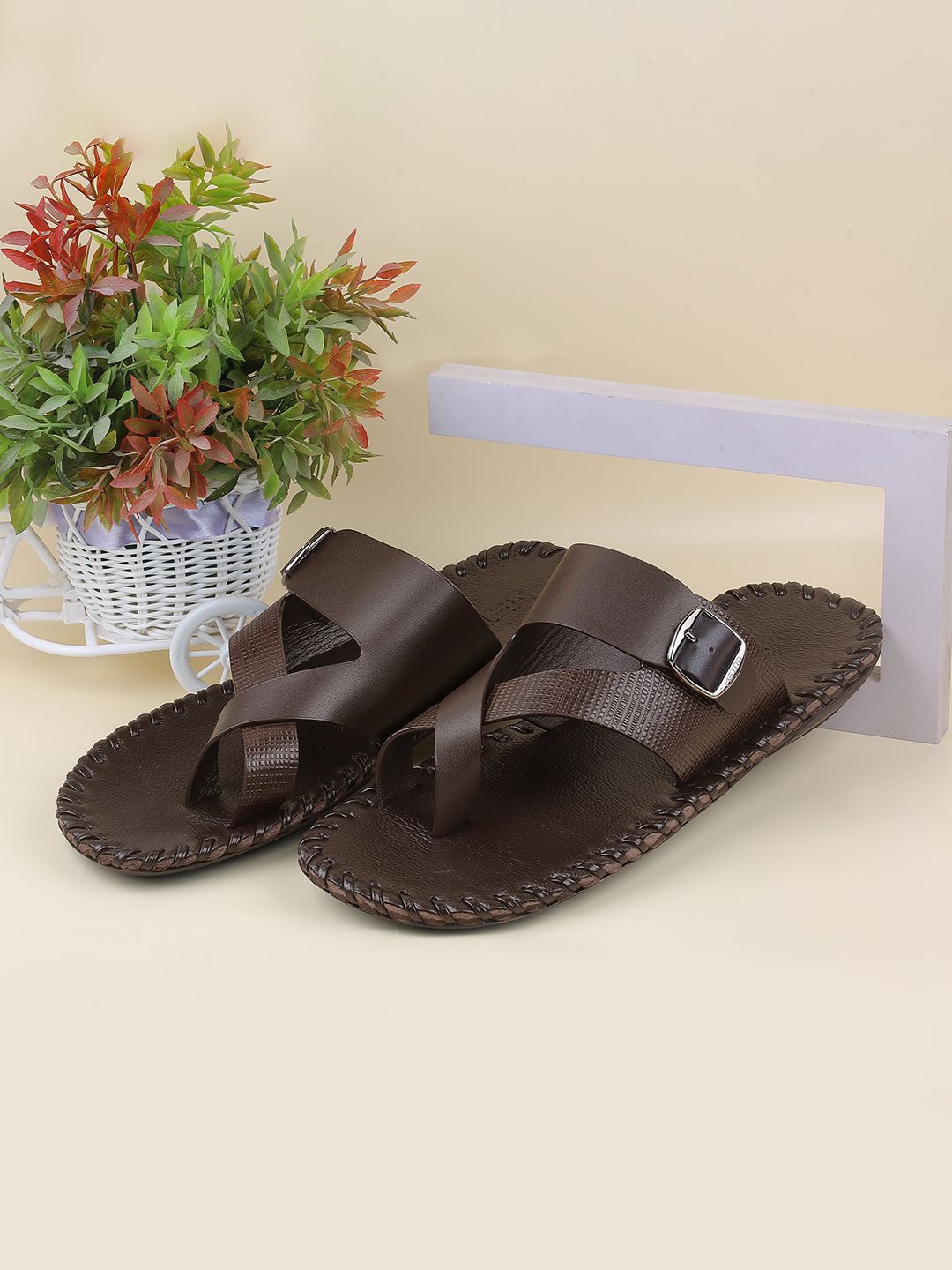 

Metro Men Comfort Sandals, Brown