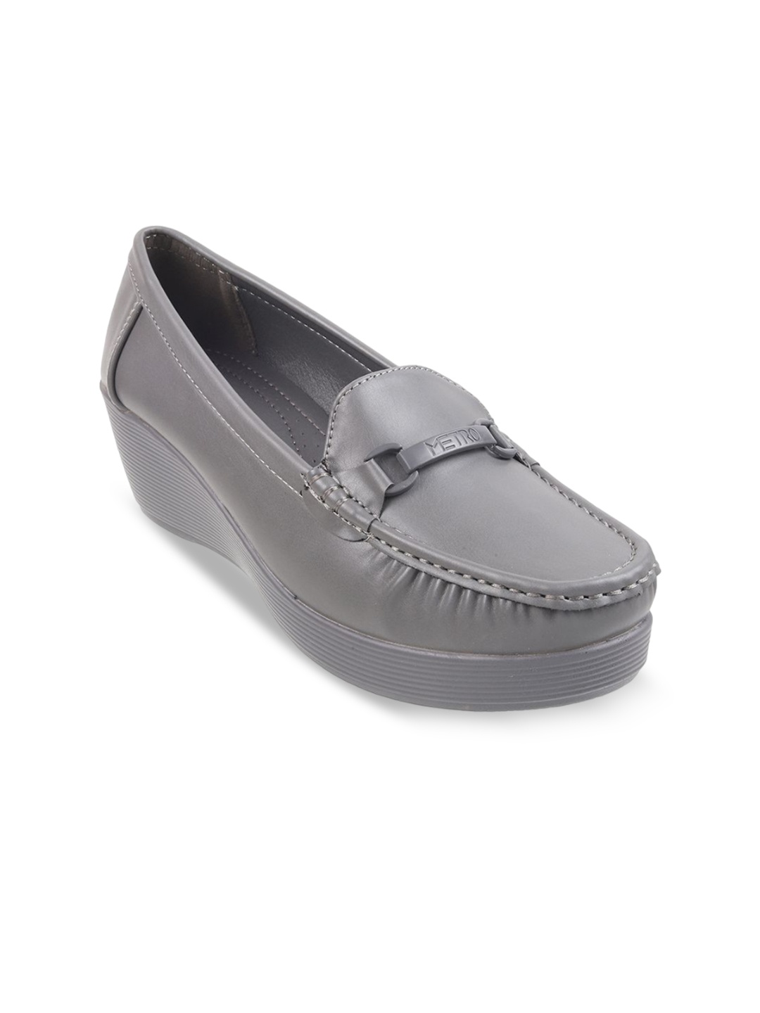 

Metro Women Textured Round Toe Comfort Insole Heeled Loafers, Grey