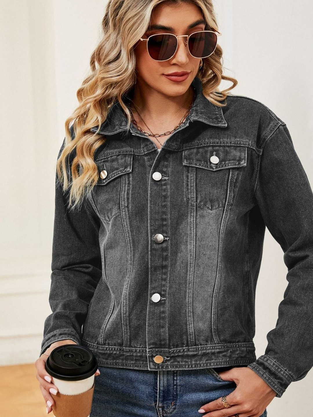 

4WRD by Dressberry Grey Washed Spread Collar Denim Jacket