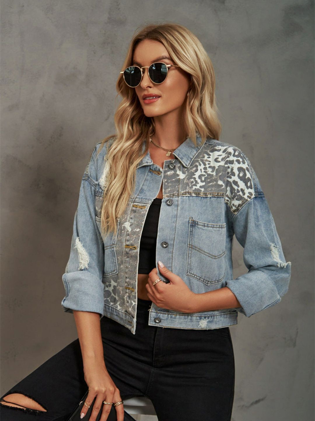 

4WRD by Dressberry Blue Animal Printed Spread Collar Pockets Denim Jacket