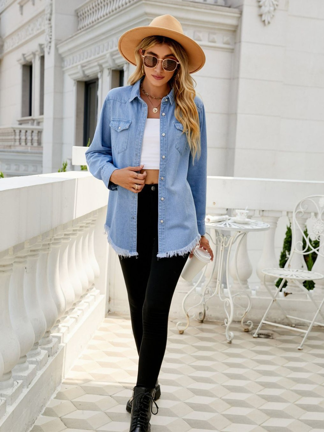 

4WRD by Dressberry Blue Washed Spread Collar Denim Jacket