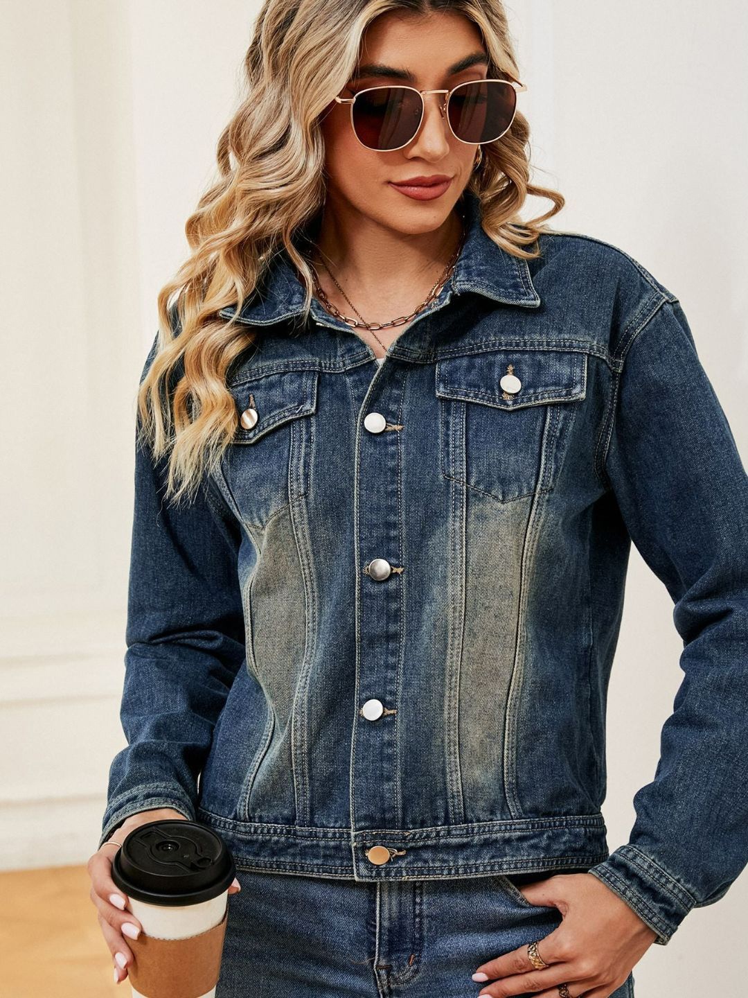 

4WRD by Dressberry Women Navy Blue Spread Collar Long Sleeves Straight Denim Jacket