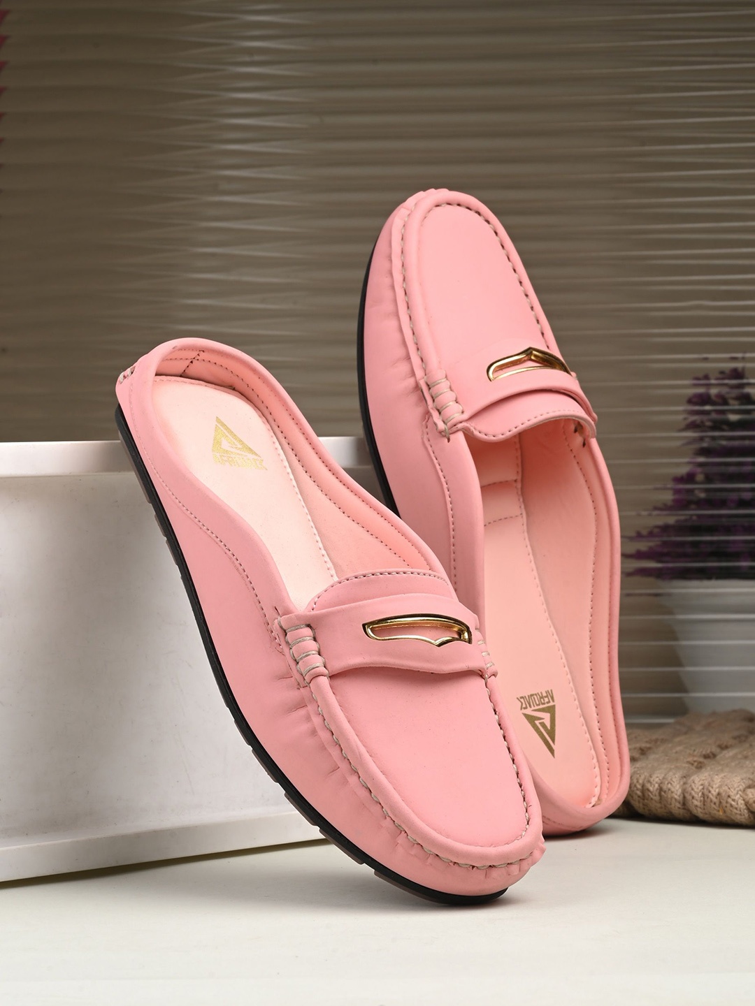 

AfroJack Textured Round Toe Mules, Pink