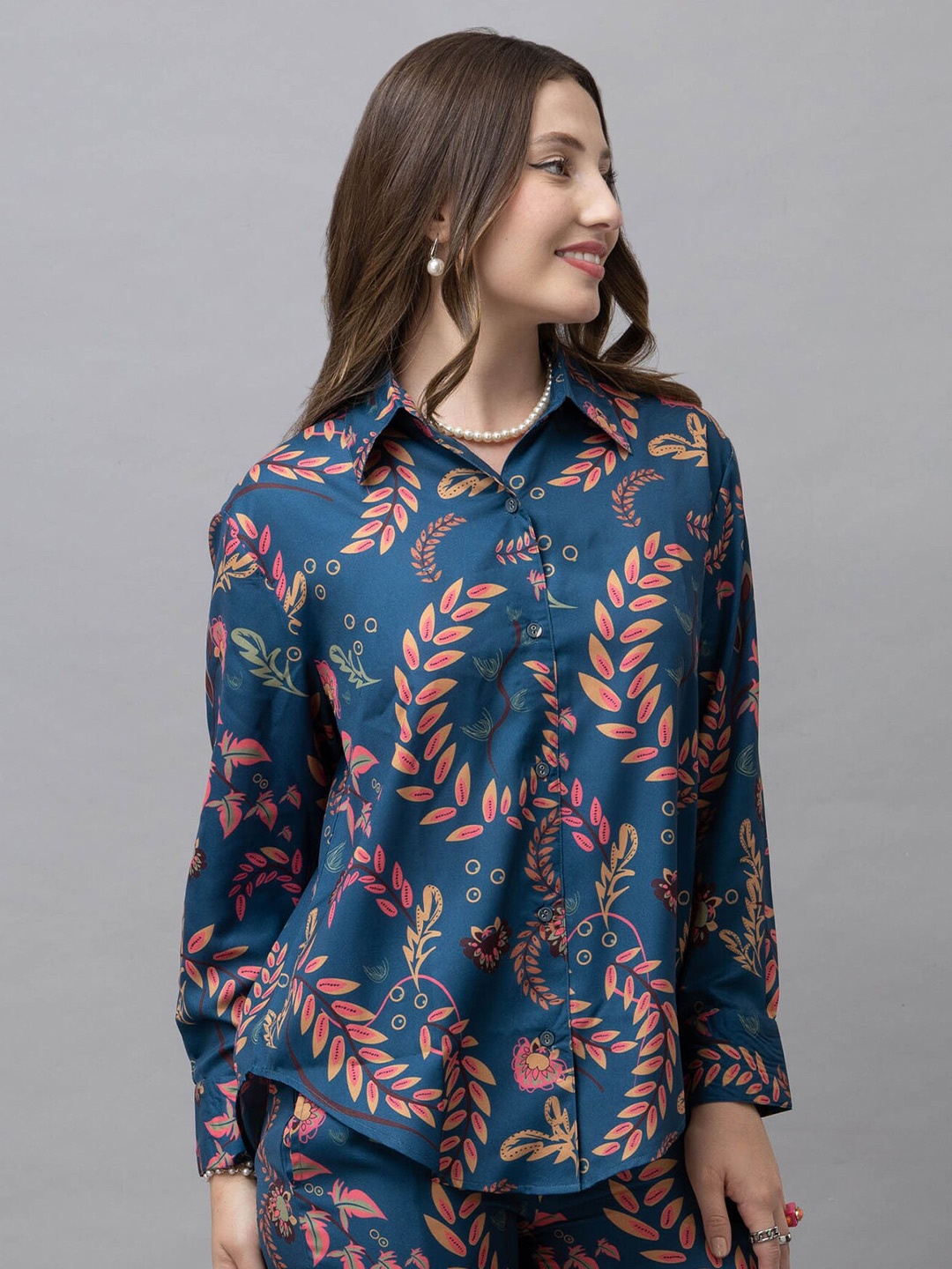 

HAUTEQUE Modern Relaxed Fit Ethnic Motifs Printed Casual Shirt, Blue