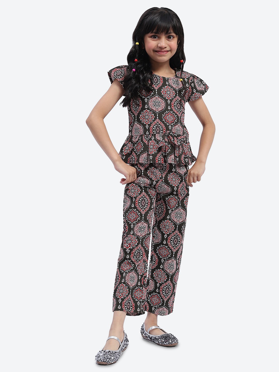 

ShilpShakti Girls Ethnic Motifs Print Flutter Sleeve Top With Bottom, Black