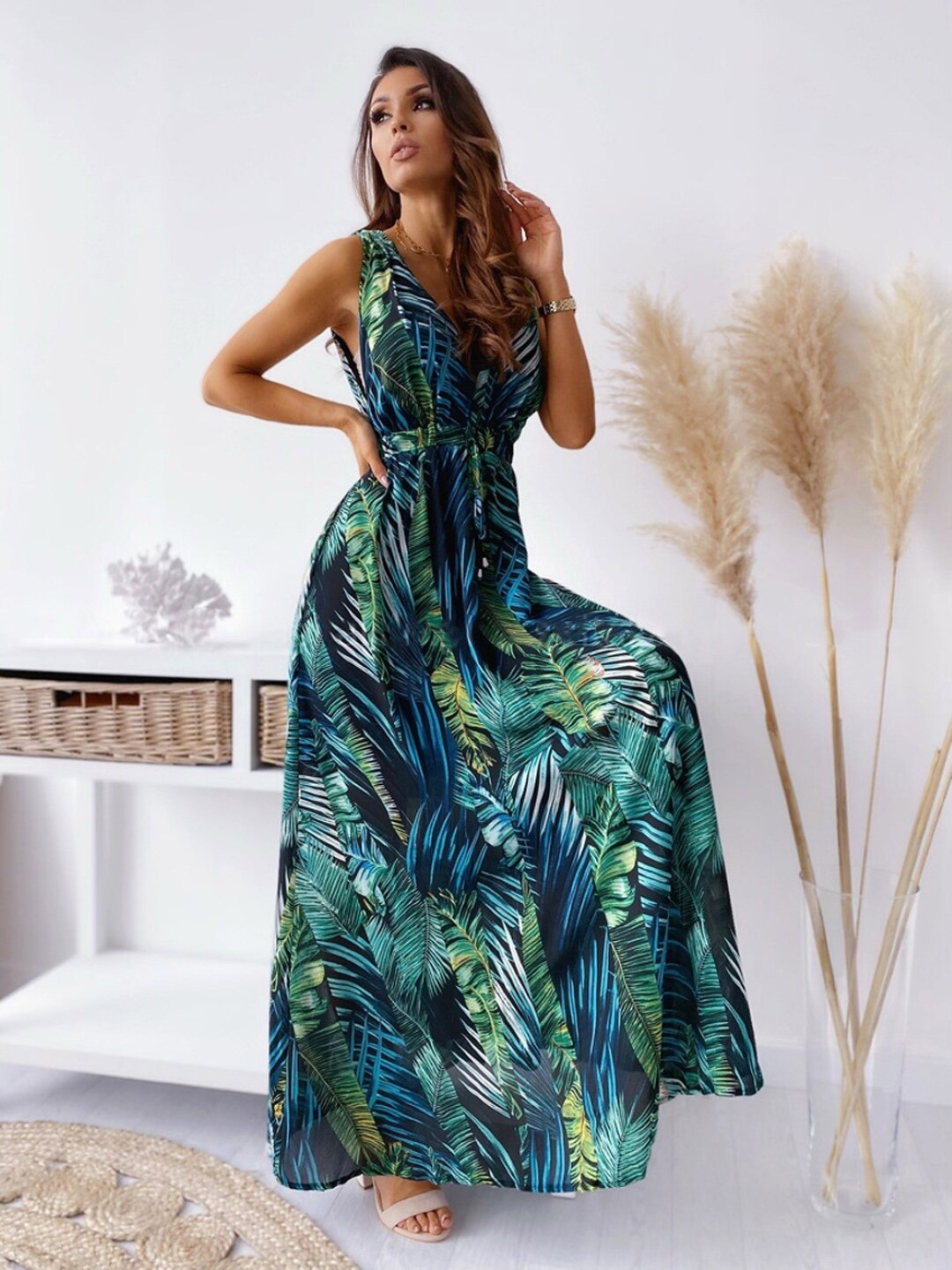 

StyleCast Blue Tropical Printed V-Neck Maxi Dress