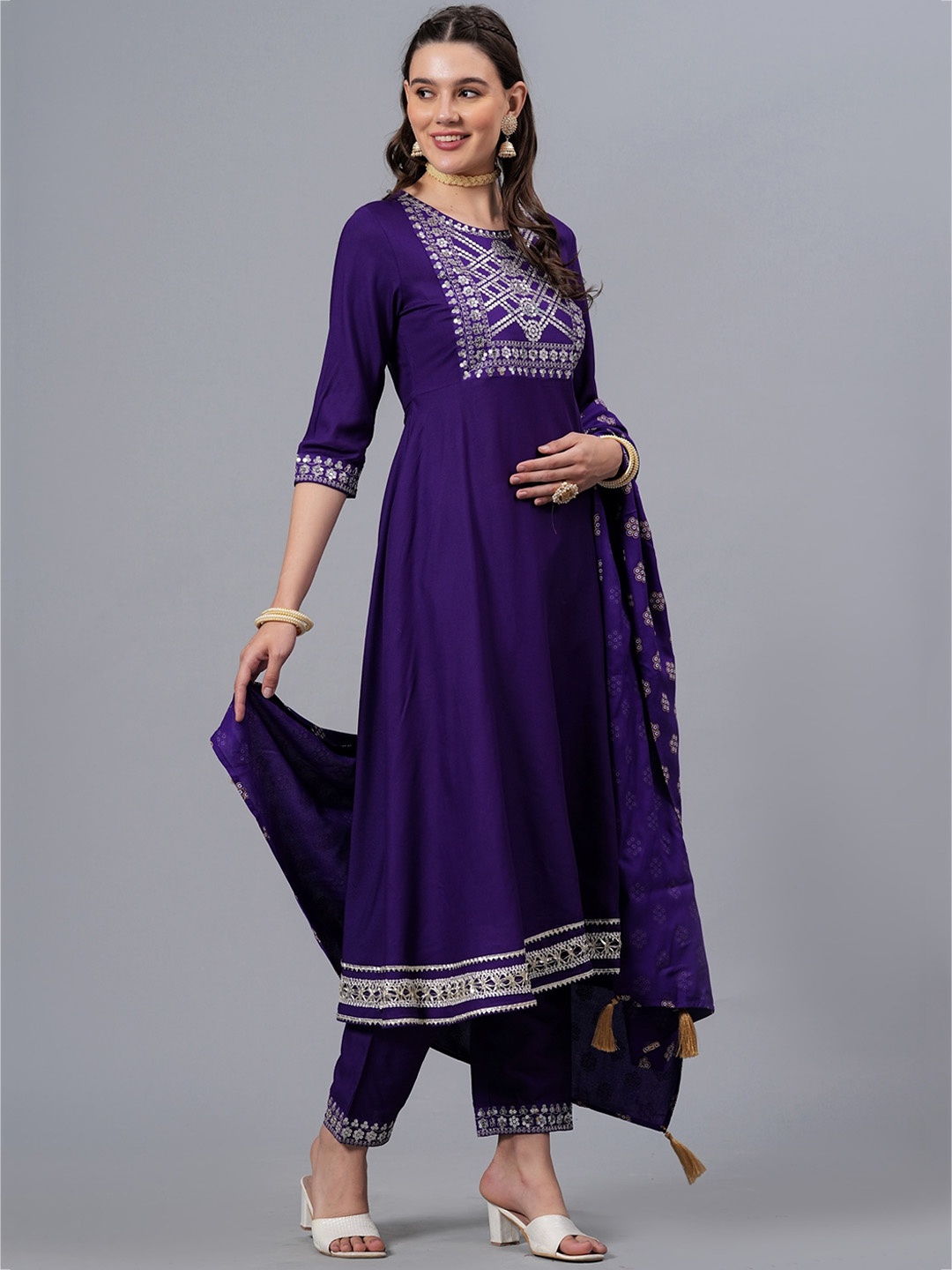 

NEW4U Embroidered Sequinned Anarkali Kurta & Trousers With Dupatta, Purple