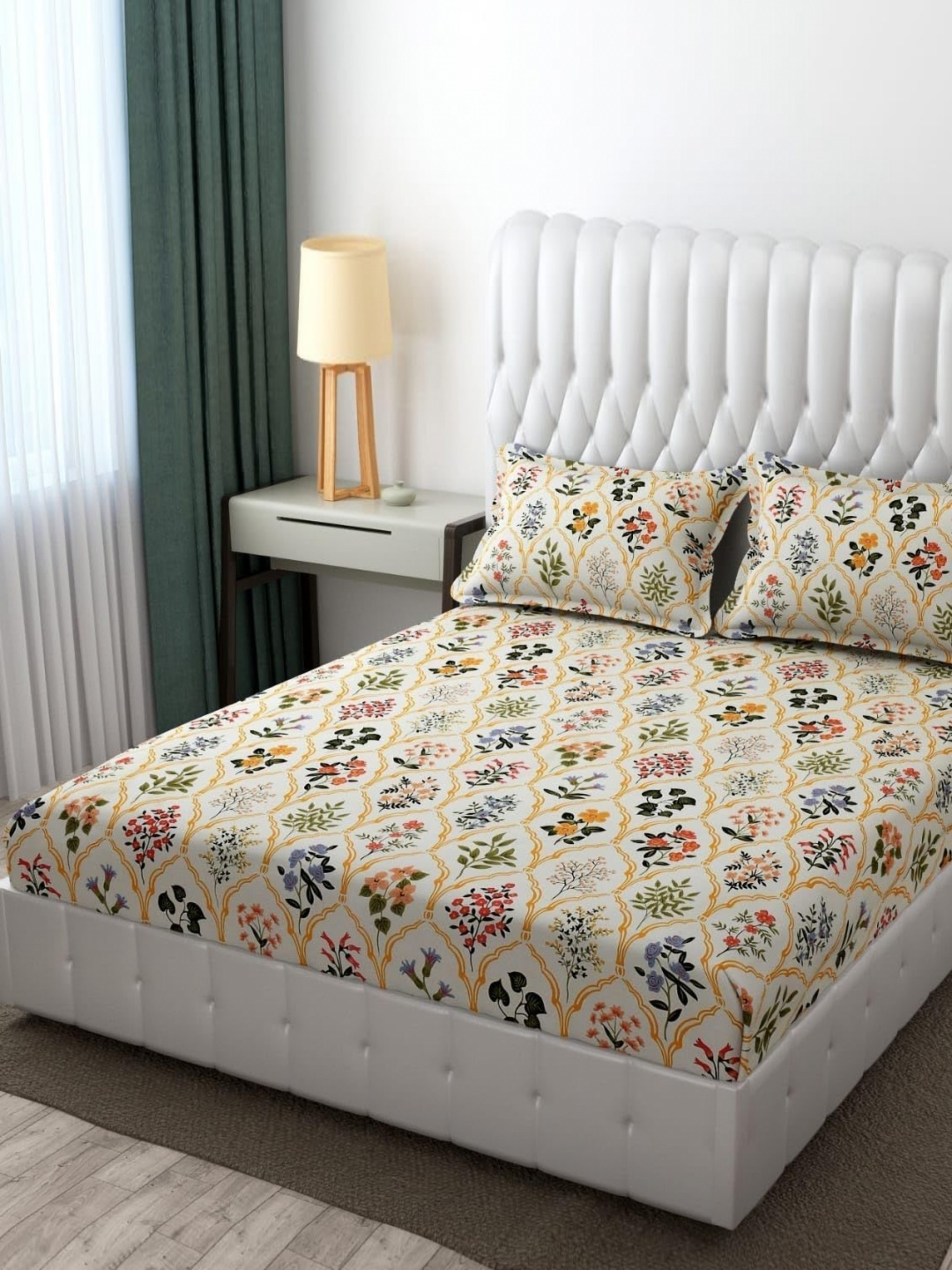 

RRC Cream-Coloured Floral Printed 144 TC Queen Bedsheet with 2 Pillow Covers