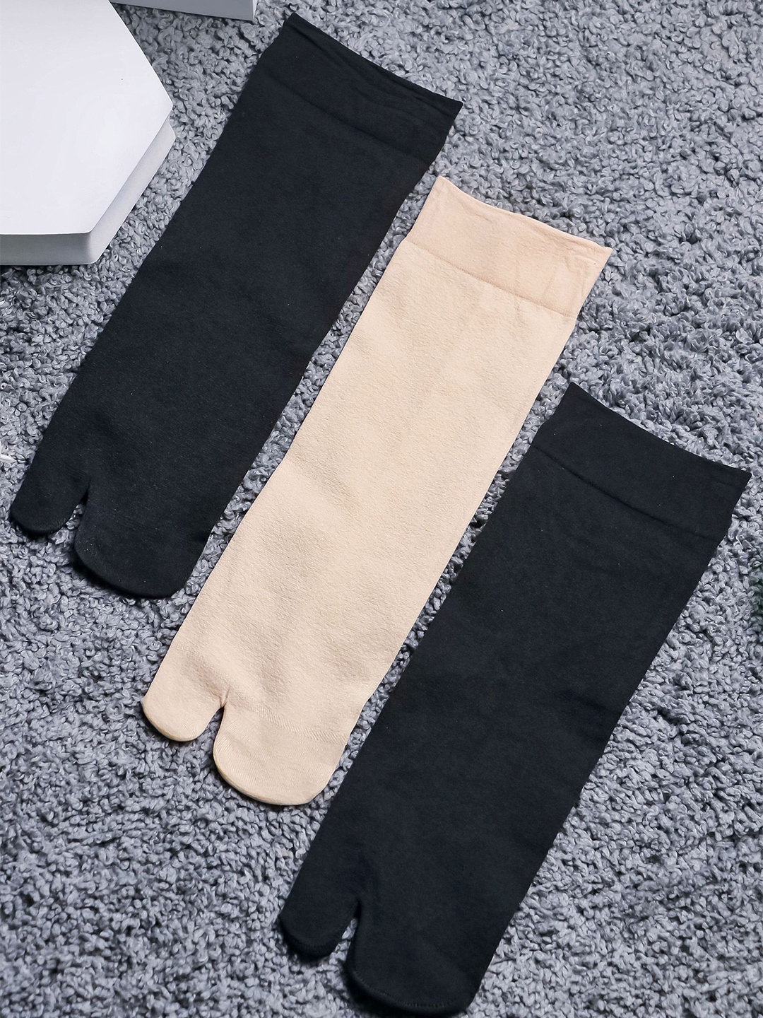 

Brauch Women Pack Of 3 Calf-Length Socks, Black