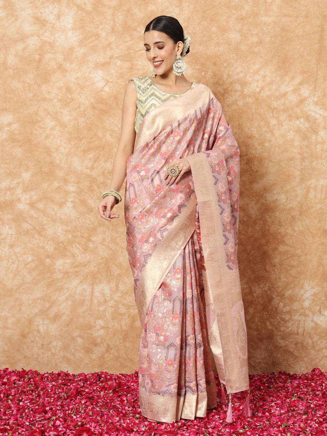 

Chhabra 555 Ethnic Motifs Zari Banarasi Saree, Pink