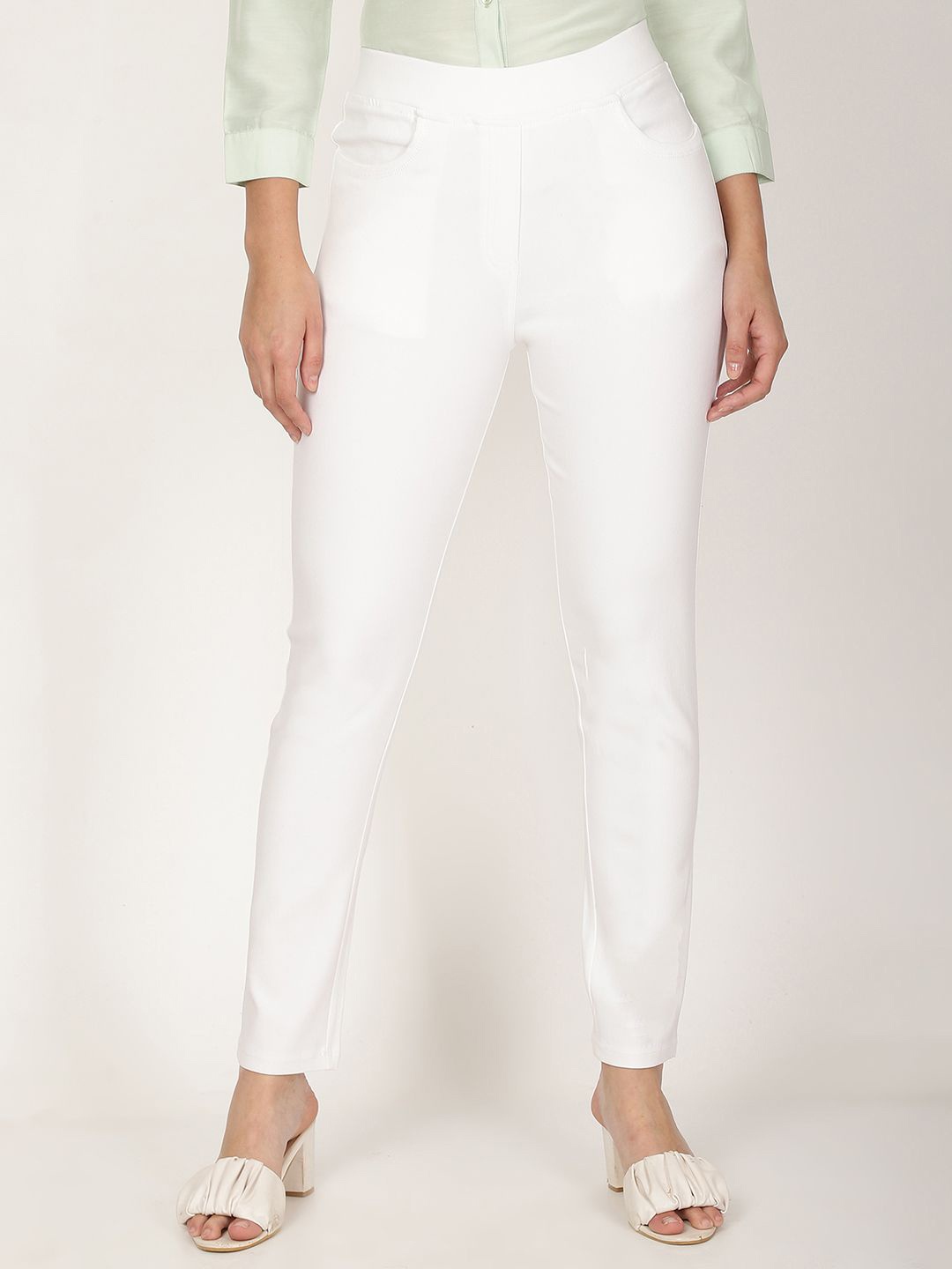 

FUTURO Mid Rise Slim Fit Jeggings, White