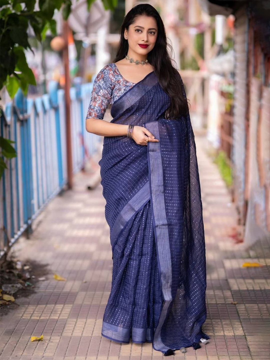

Jinal & Jinal Striped Zari Pure Cotton Chanderi Saree, Blue