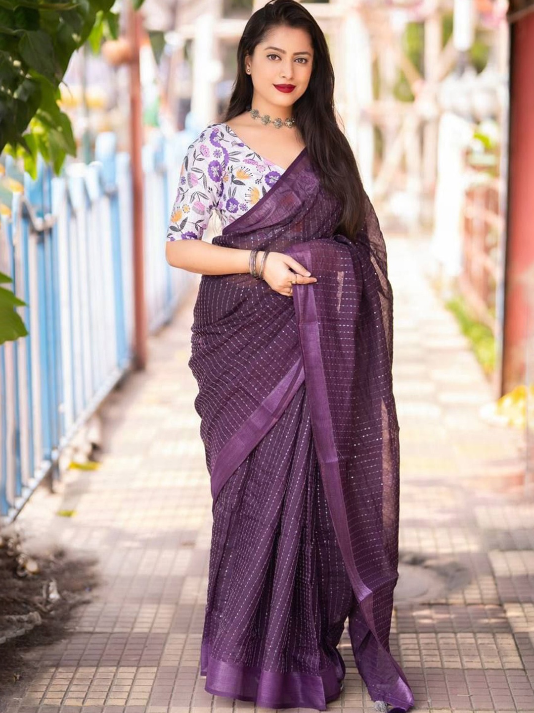 

Jinal & Jinal Striped Pure Cotton Saree, Purple