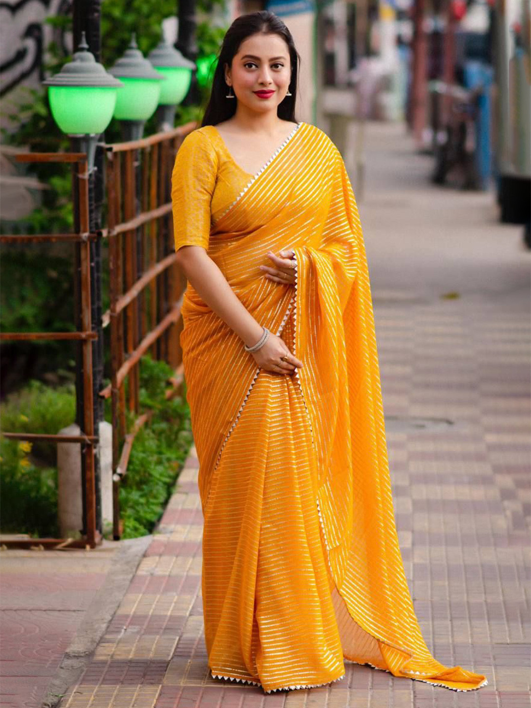 

Jinal & Jinal Striped Saree, Mustard