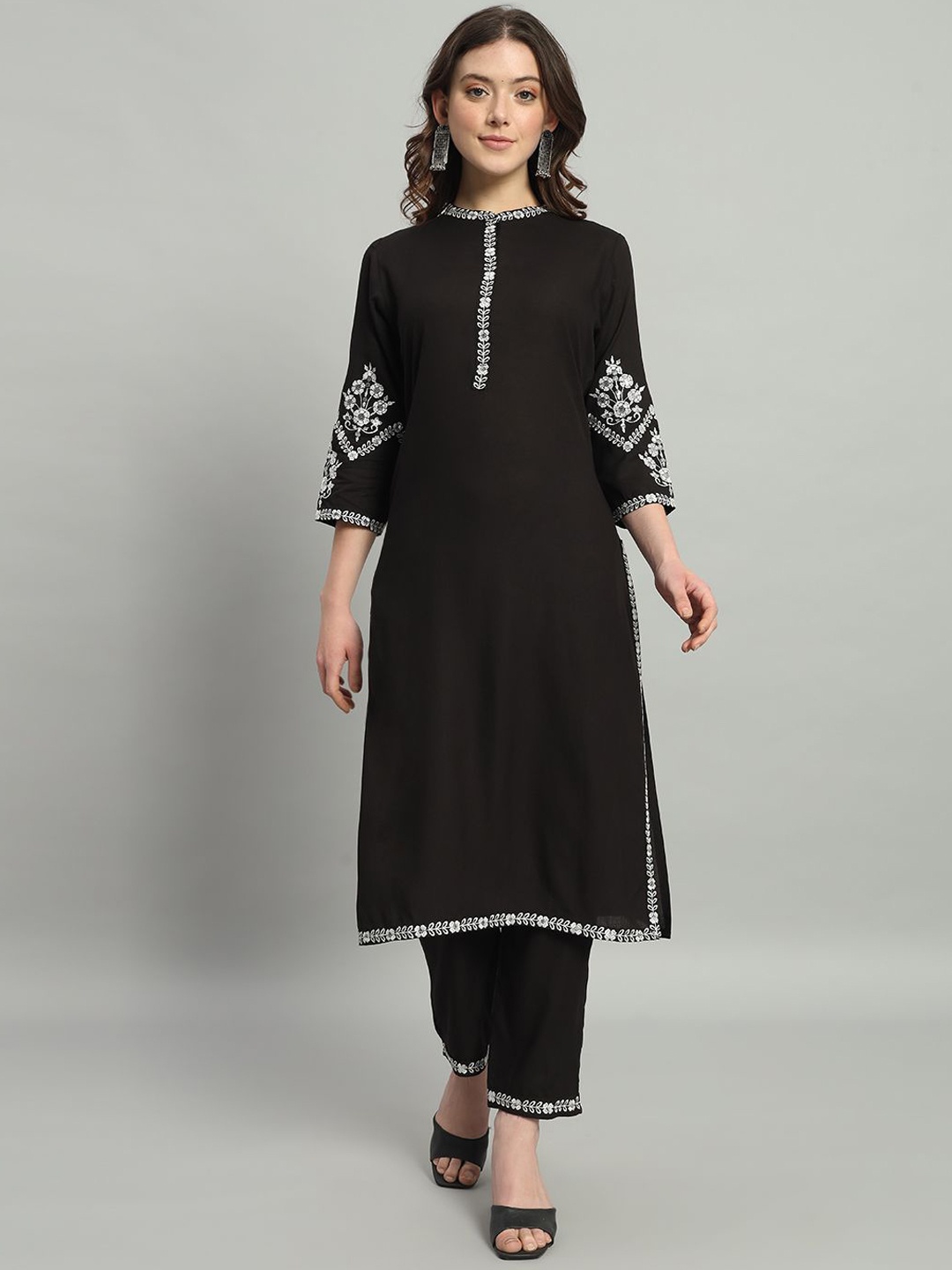 

ANGITA Ethnic Motifs Embroidered Band Collar Thread Work Kurta with Trousers, Black