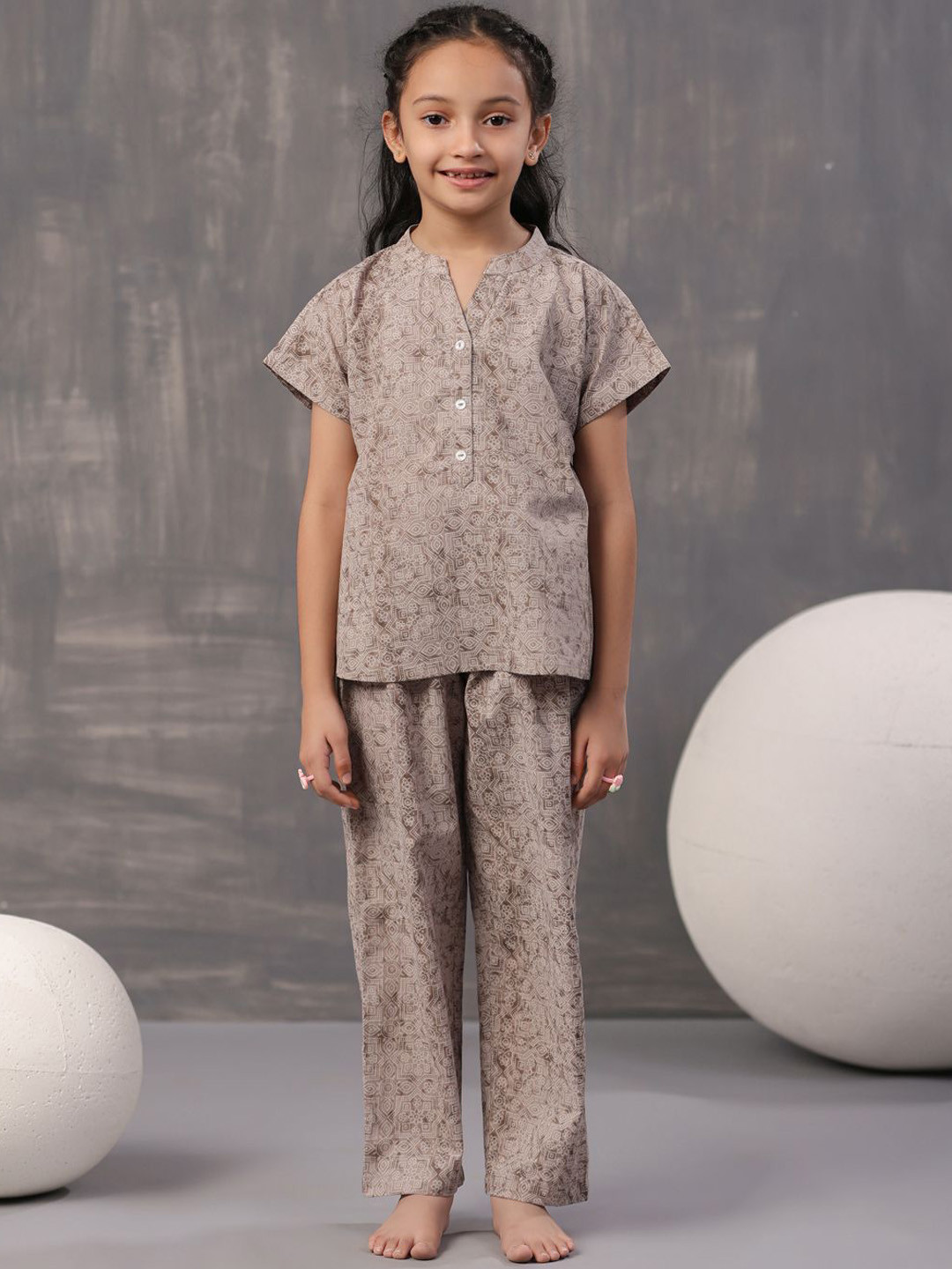 

SANSKRUTIHOMES Girls Printed Pure Cotton Top With Pyjamas, Brown