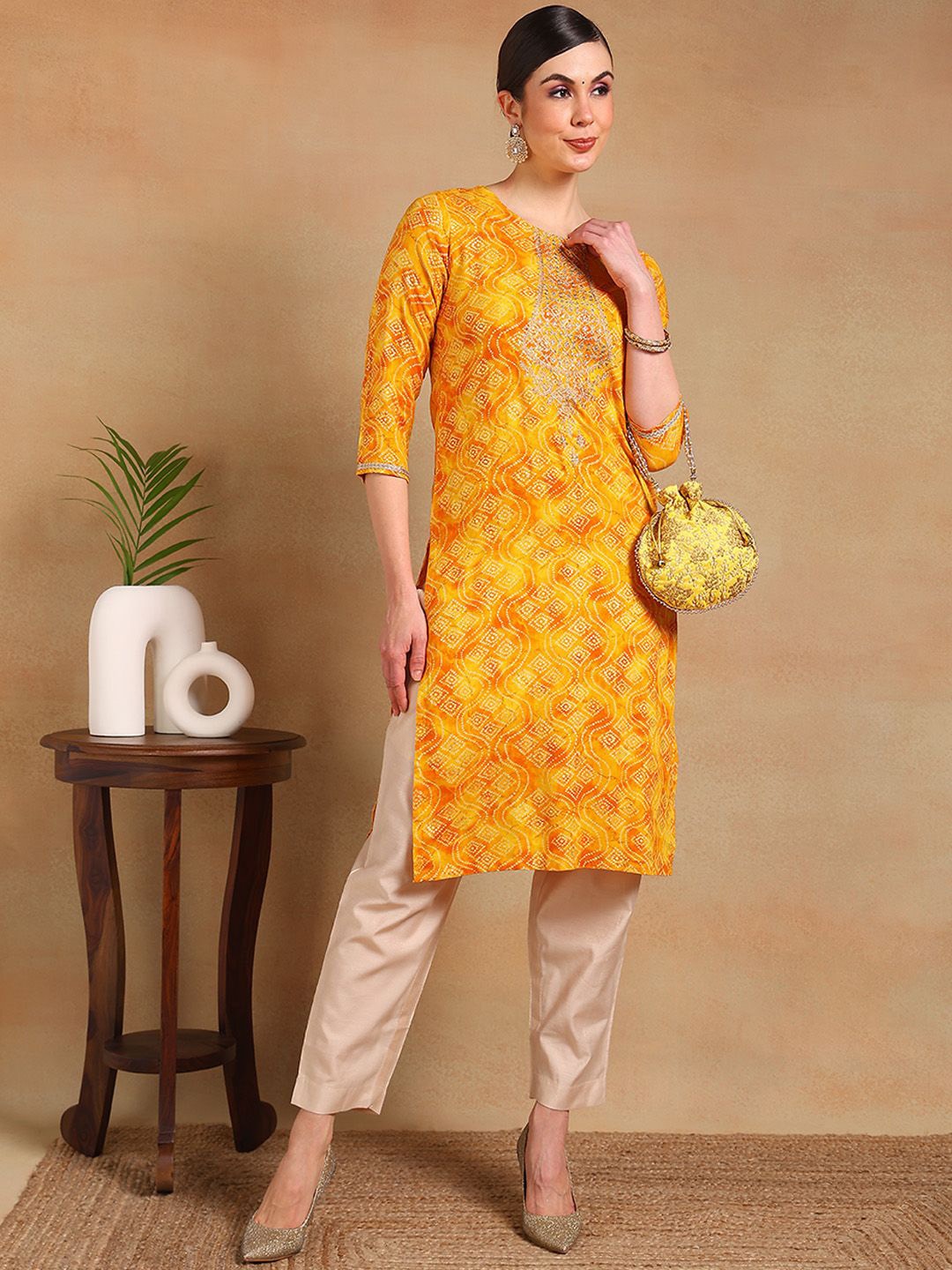 

KALINI Round Neck Bandhani Printed Round Neck Straight Kurta, Yellow