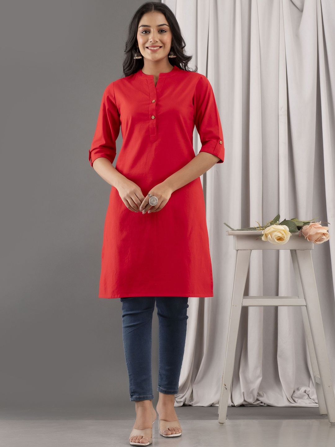 

Kohsh Mandarin Collar Roll-Up Sleeves Pure Cotton Straight Kurta, Red