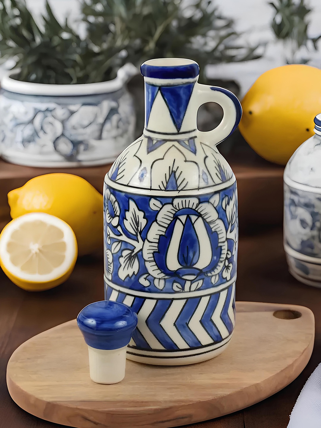 

Kaolinite Blue and Off-White Ceramic Cooking Oil Dispenser Bottle 1L