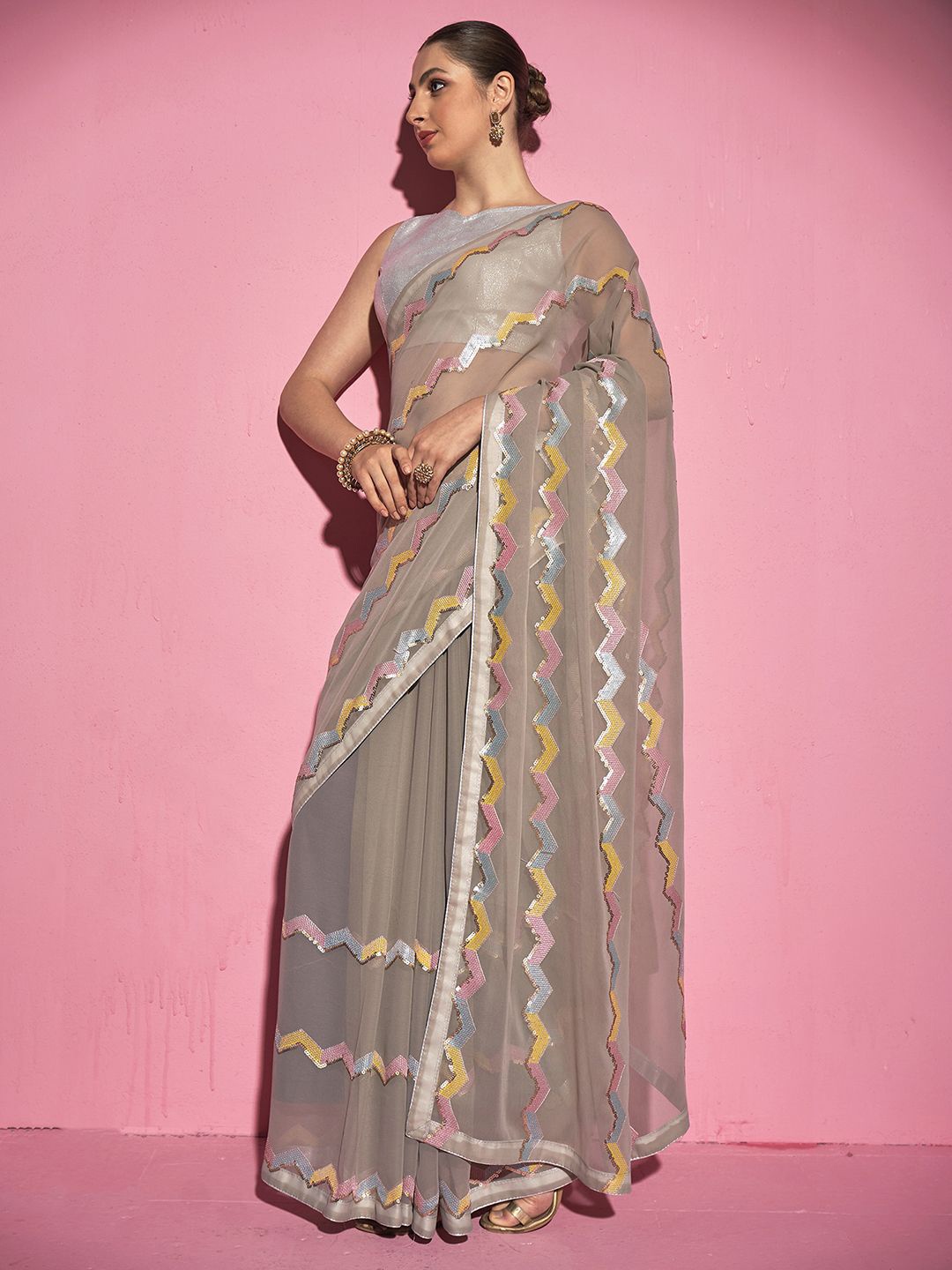 

Ishin Striped Sequinned Saree, Grey