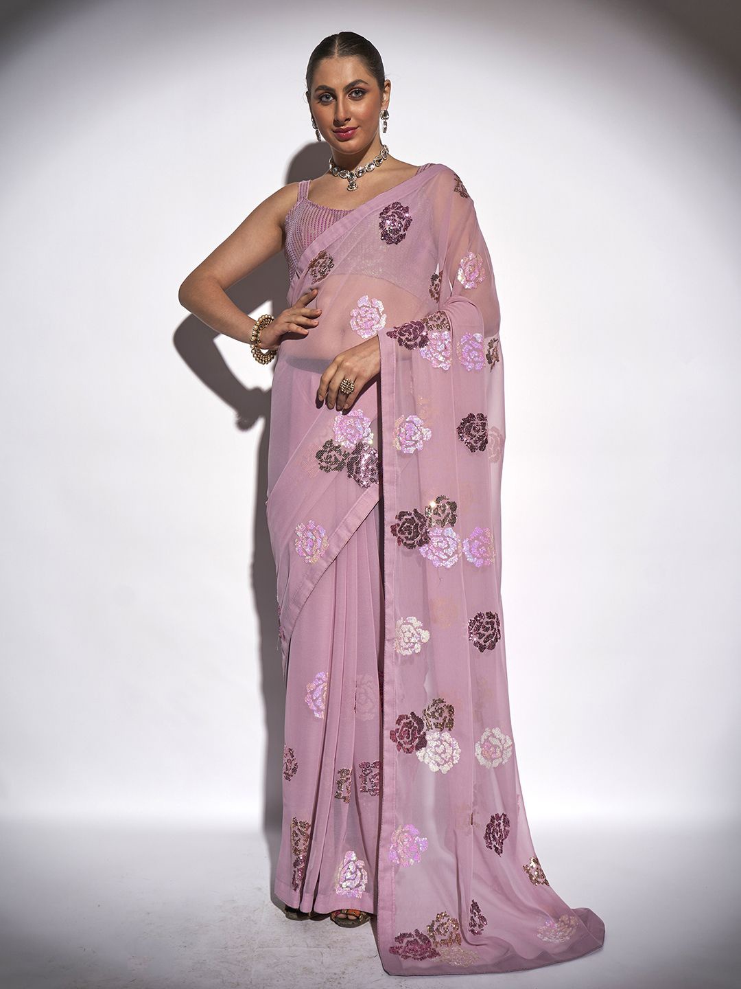 

Ishin Floral Sequinned Saree, Pink