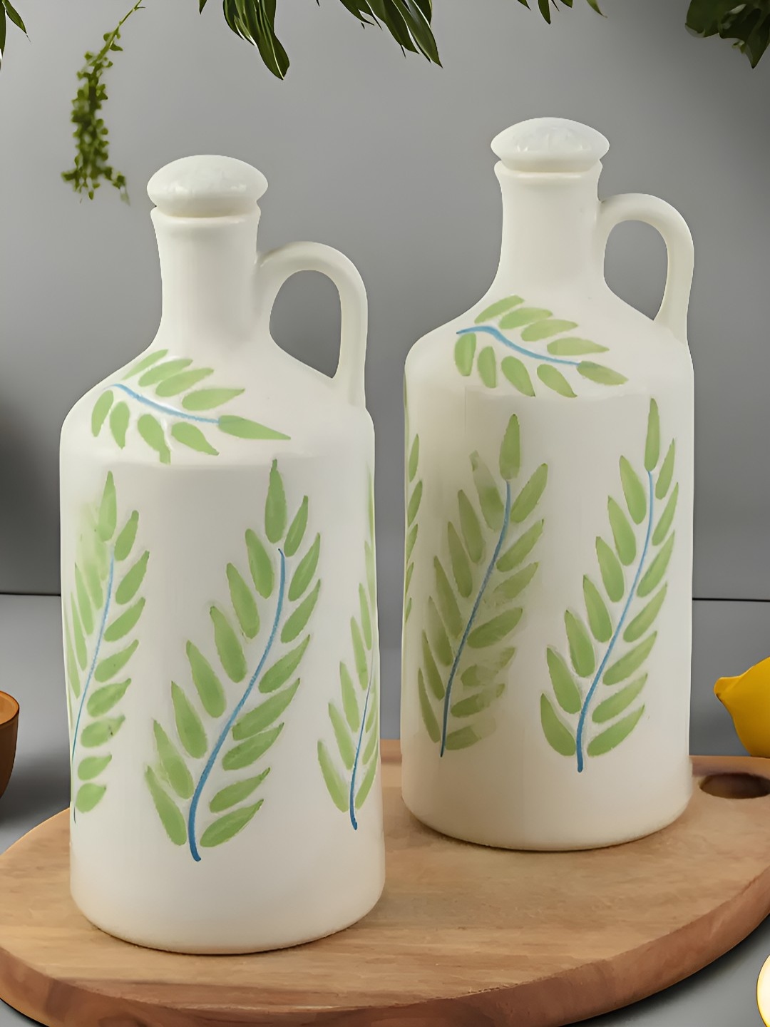 

Kaolinite Green and Off-White 2 Pieces Ceramic Cooking Oil Dispenser Bottle 750ml each