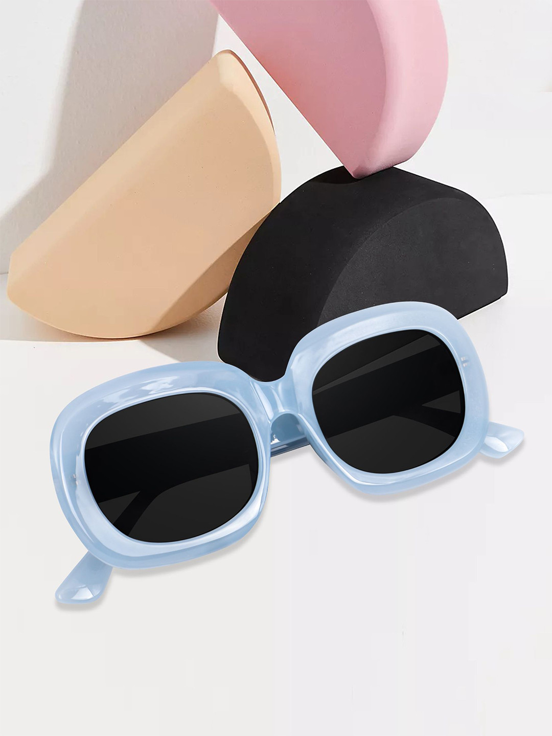 

Peter Jones Eyewear Unisex Oversized Sunglasses with Polarised Lens 3364BL, Black