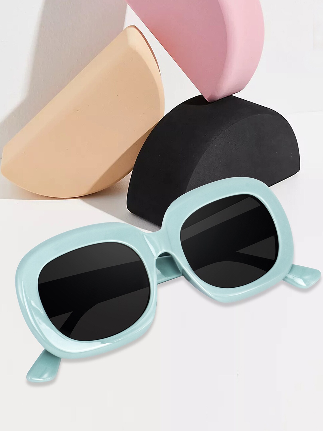 Peter Jones Eyewear Unisex Oversized Sunglasses with Polarised Lens 3364GR, Black